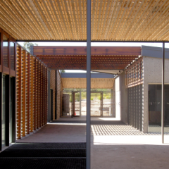 Kerstin-Thompson-Architects-for-Visitors-Centre_-Royal-Australian-Garden_-RBG-Cranbourne-7