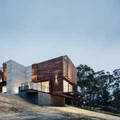 Michael-Moloney-of-Maloney-Architects-for-Invermay-House-2