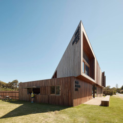 Point Lonsdale Surf Life Saving Club - Jackson Clements Burrows